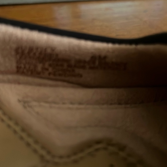 Black Naturalizer shoes - Picture 1 of 3